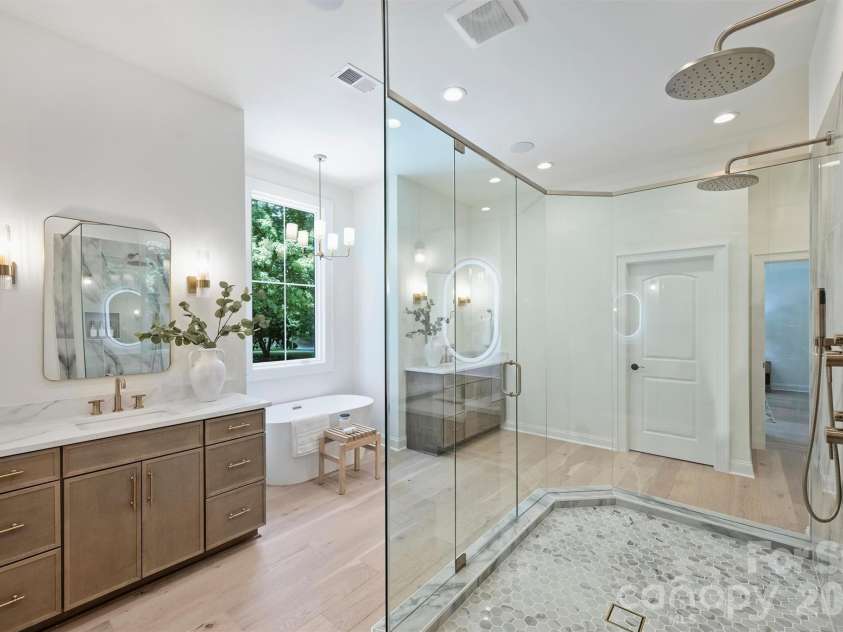 2409 Brandermill Place, Charlotte, NC 28226.  MLS# CAR4412996, YatesRealty ID 45258. 