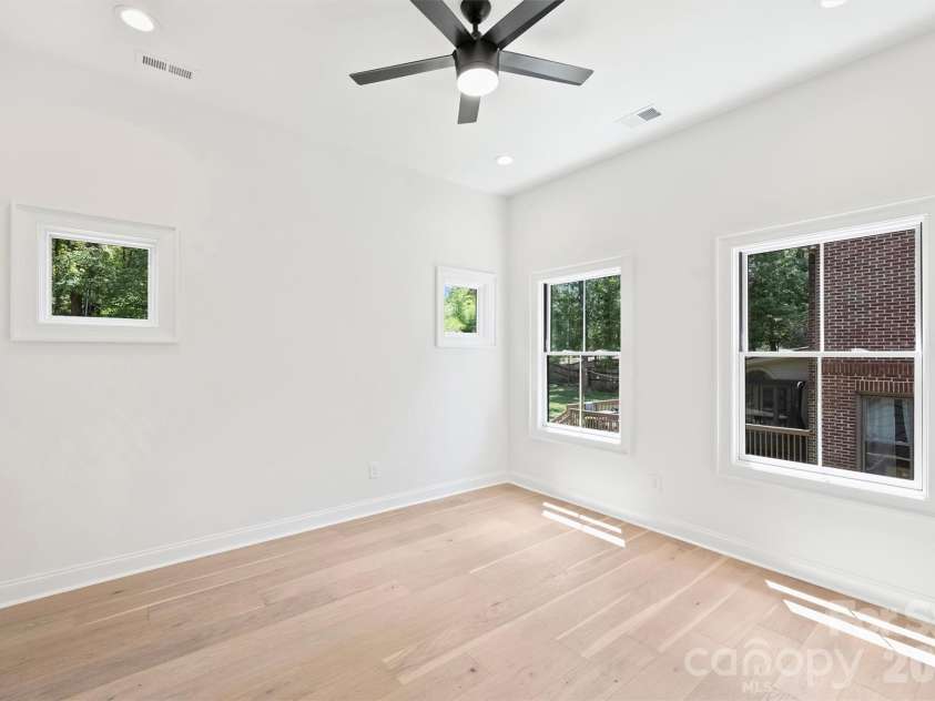 2409 Brandermill Place, Charlotte, NC 28226.  MLS# CAR4412996, YatesRealty ID 45258. 