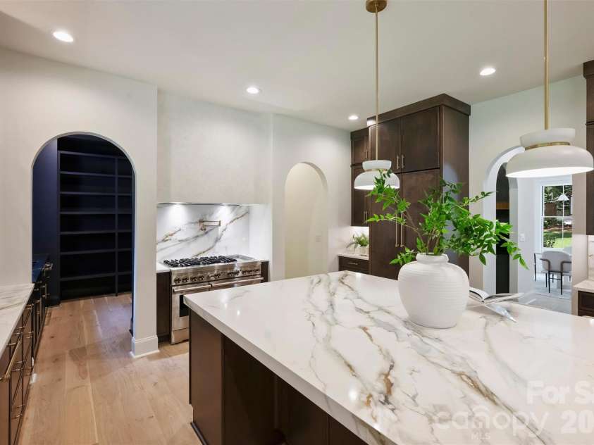 2409 Brandermill Place, Charlotte, NC 28226.  MLS# CAR4412996, YatesRealty ID 45258. 