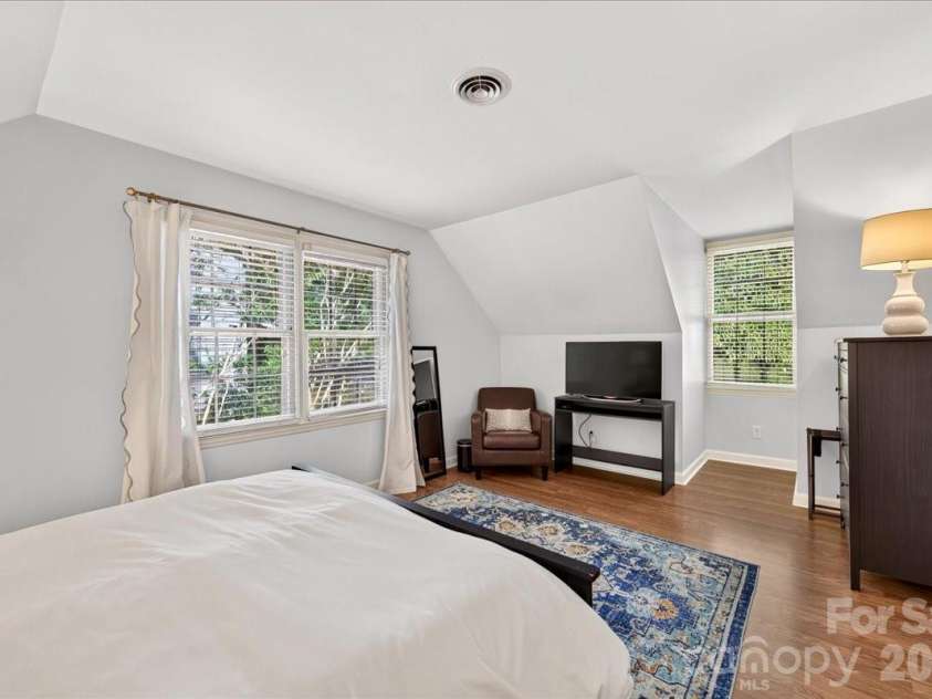 401 Kingsley Drive, Charlotte, NC 28270.  MLS# CAR4412332, YatesRealty ID 45259. 