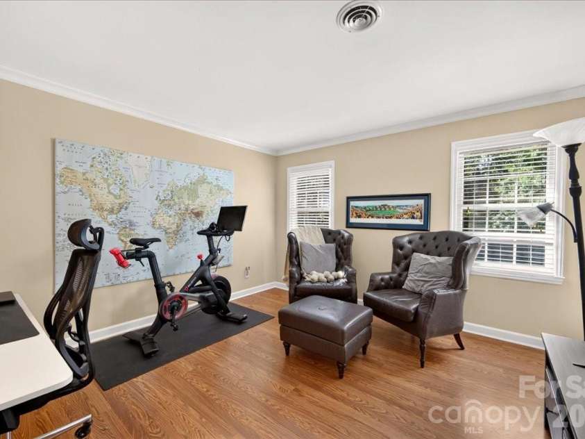 401 Kingsley Drive, Charlotte, NC 28270.  MLS# CAR4412332, YatesRealty ID 45259. 