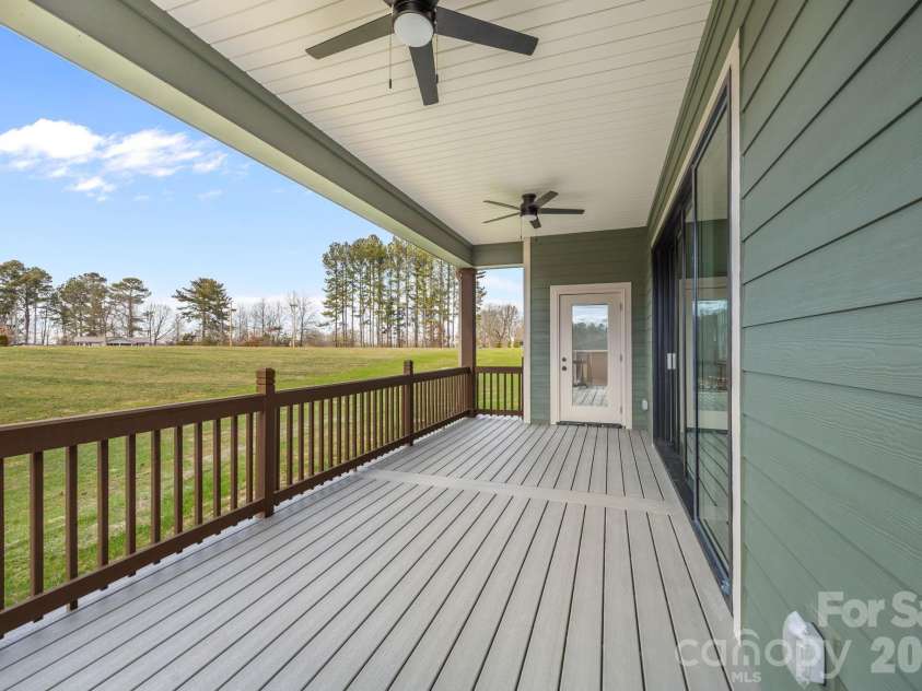 116 Taylors Garden Way, Statesville, NC 28625.  MLS# CAR4341025, YatesRealty ID 4526. 
