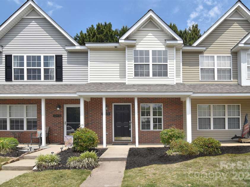 12914 Mosby Lane, Charlotte, NC 28273.  MLS# CAR4142128, YatesRealty ID 4526. 