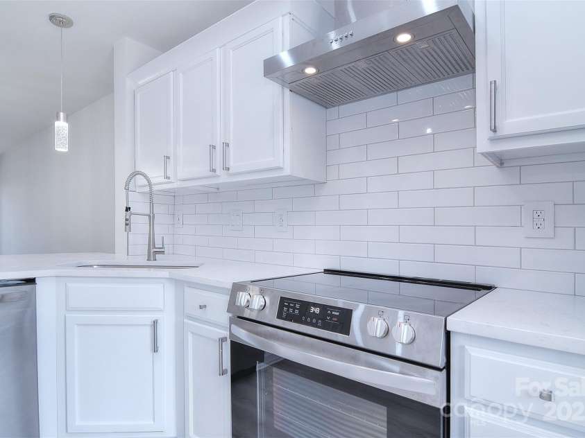 12914 Mosby Lane, Charlotte, NC 28273.  MLS# CAR4142128, YatesRealty ID 4526. 