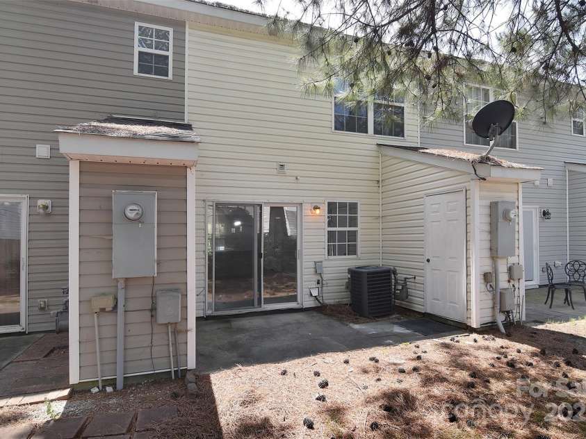 12914 Mosby Lane, Charlotte, NC 28273.  MLS# CAR4142128, YatesRealty ID 4526. 