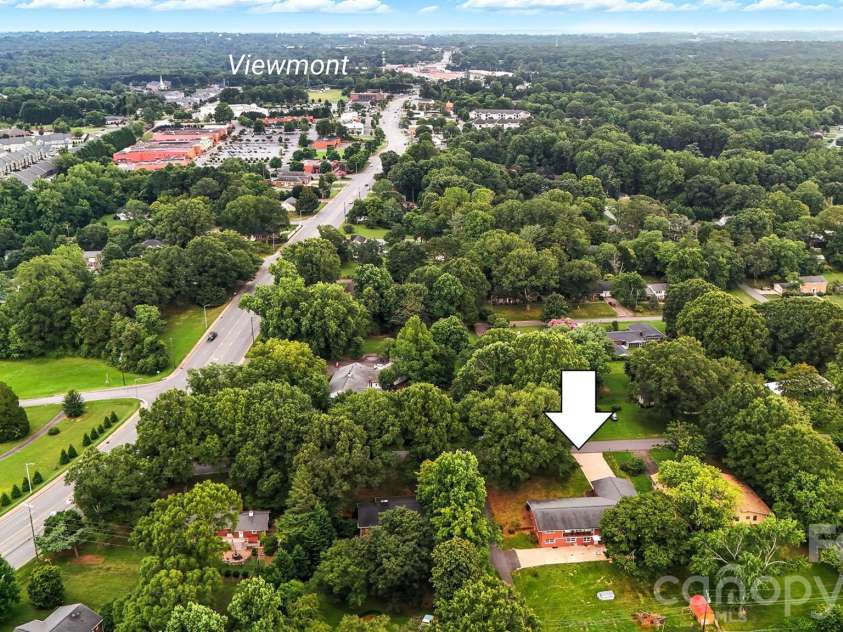 26 33rd Avenue, Hickory, NC 28601.  MLS# CAR4283584, YatesRealty ID 4526. 