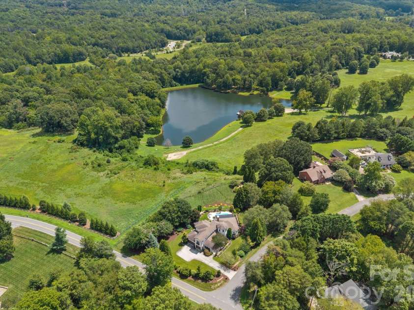 1807 Charden Road, Davidson, NC 28036.  MLS# CAR4410919, YatesRealty ID 45262. 
