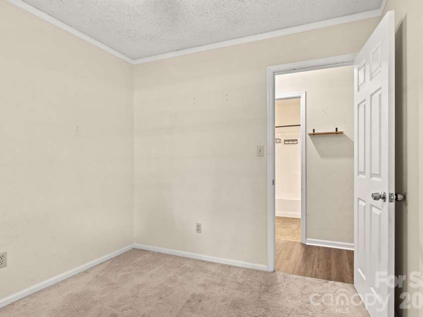 1820 Bridgewood Drive, Lancaster, SC 29720.  MLS# CAR4410487, YatesRealty ID 45264. Second bedroom