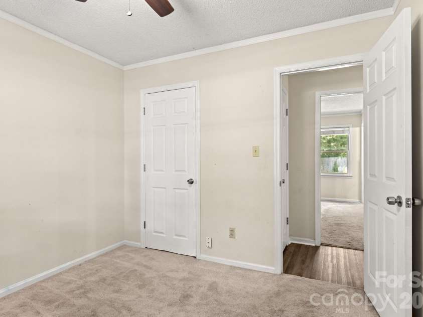 1820 Bridgewood Drive, Lancaster, SC 29720.  MLS# CAR4410487, YatesRealty ID 45264. Third bedroom