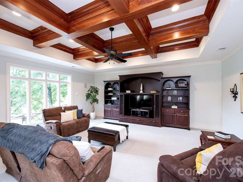 14905 Mcleary Circle, Charlotte, NC 28277.  MLS# CAR4410843, YatesRealty ID 45266. 