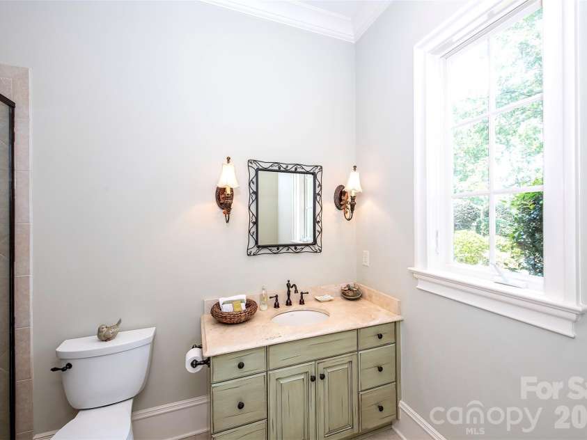14905 Mcleary Circle, Charlotte, NC 28277.  MLS# CAR4410843, YatesRealty ID 45266. 
