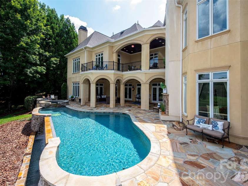 14905 Mcleary Circle, Charlotte, NC 28277.  MLS# CAR4410843, YatesRealty ID 45266. 