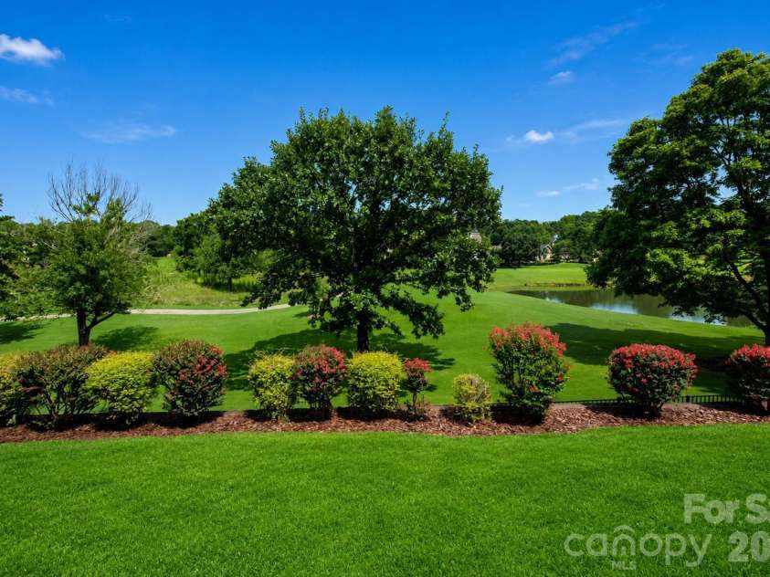 14905 Mcleary Circle, Charlotte, NC 28277.  MLS# CAR4410843, YatesRealty ID 45266. 