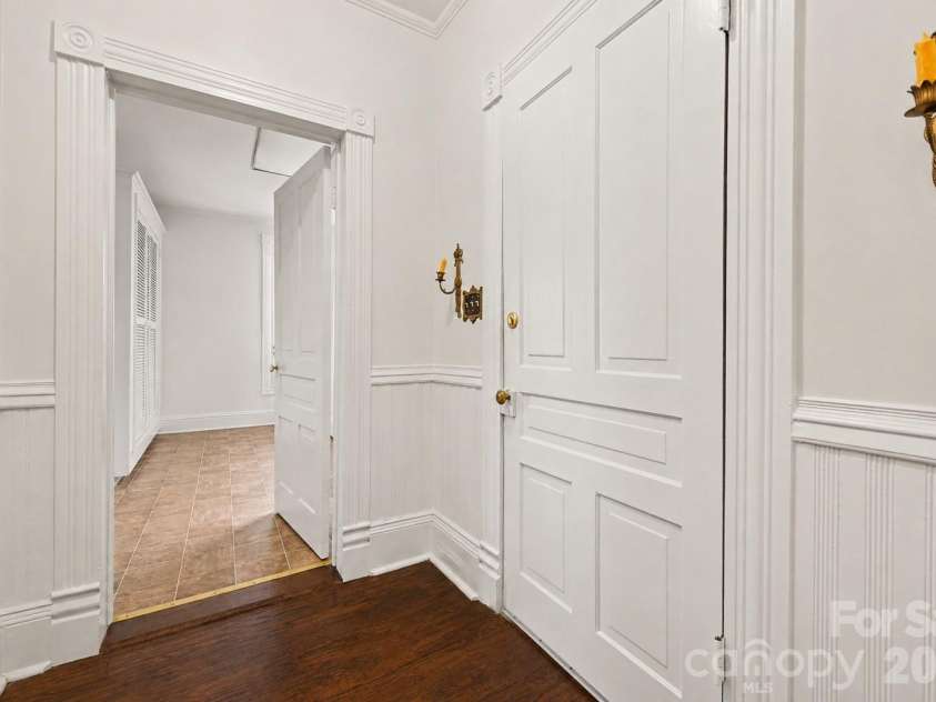 821 MAIN Street, Salisbury, NC 28144.  MLS# CAR4407765, YatesRealty ID 45267. 