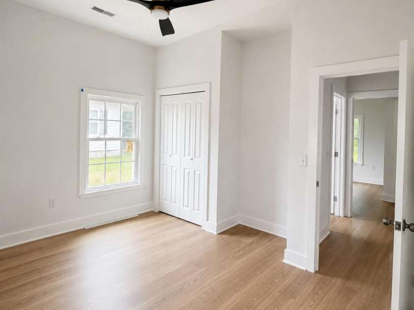 207 Chestnut Street, Gaffney, SC 29340.  MLS# CAR4409310, YatesRealty ID 45268. 