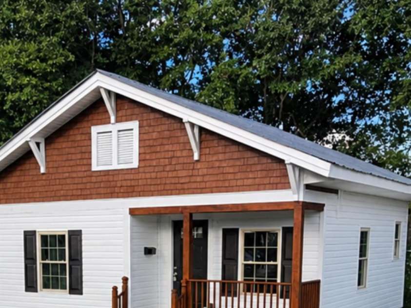 207 Chestnut Street, Gaffney, SC 29340.  MLS# CAR4409310, YatesRealty ID 45268. 