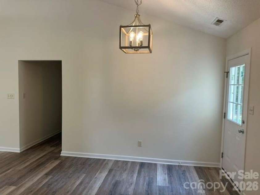 9022 Brad Court, Matthews, NC 28104.  MLS# CAR4407357, YatesRealty ID 45269. 