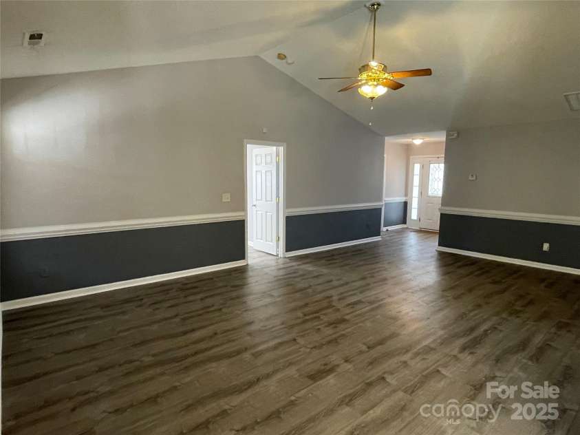 104 Johnsbury Drive, Stanley, NC 28164.  MLS# CAR4232995, YatesRealty ID 4527. 