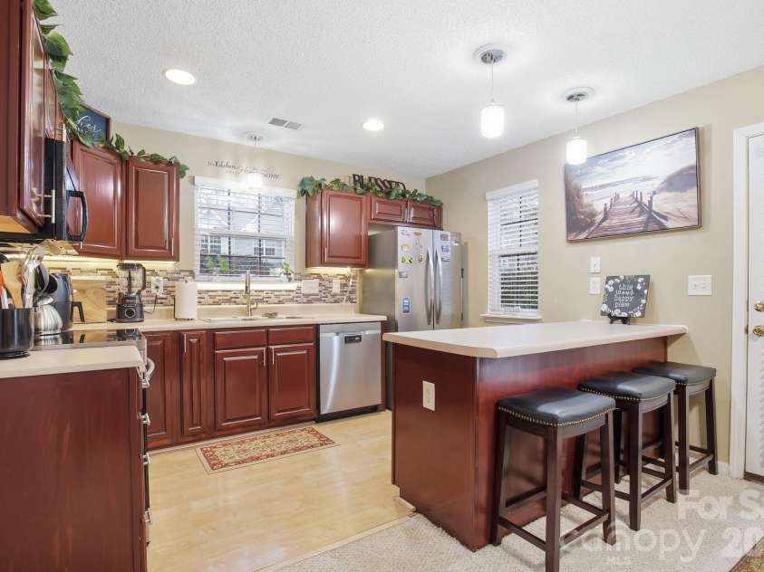 8376 Rudolph Road, Charlotte, NC 28216.  MLS# CAR4335074, YatesRealty ID 4527. 