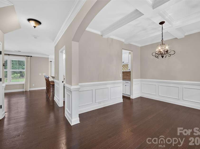 6403 Torrence Trace Drive, Huntersville, NC 28078.  MLS# CAR4409245, YatesRealty ID 45270. 
