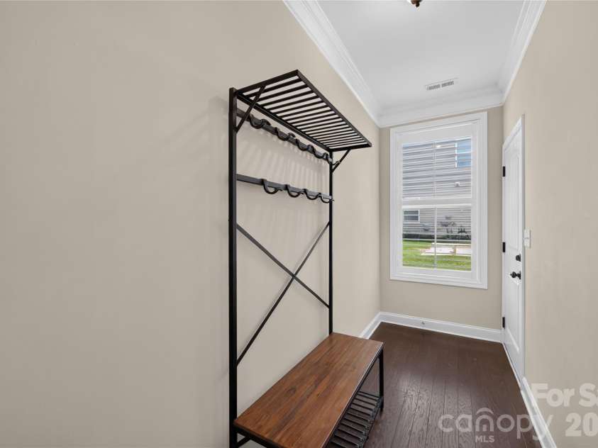 6403 Torrence Trace Drive, Huntersville, NC 28078.  MLS# CAR4409245, YatesRealty ID 45270. 