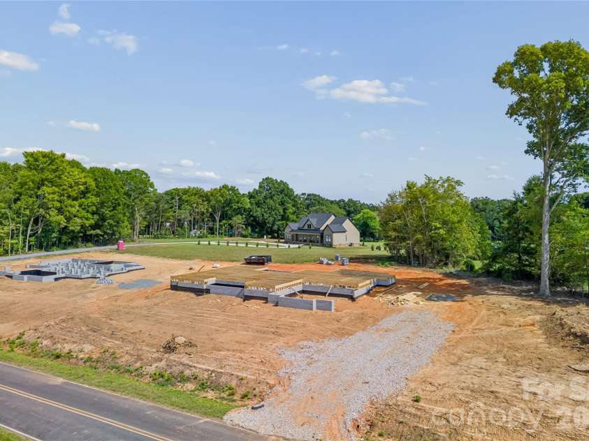 5319 Old Highway Road, Waxhaw, NC 28173.  MLS# CAR4401194, YatesRealty ID 45271. 