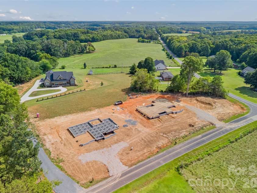 5319 Old Highway Road, Waxhaw, NC 28173.  MLS# CAR4401194, YatesRealty ID 45271. 