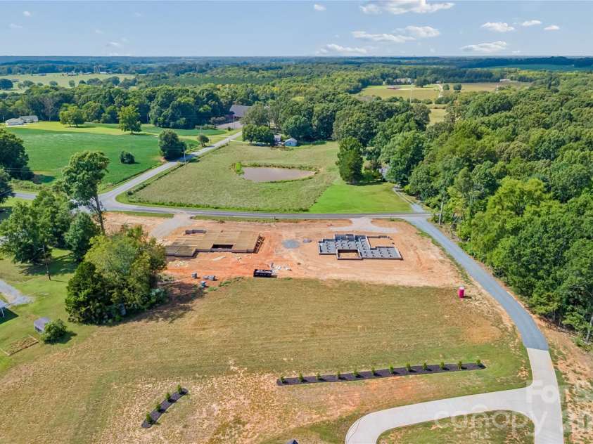 5319 Old Highway Road, Waxhaw, NC 28173.  MLS# CAR4401194, YatesRealty ID 45271. 