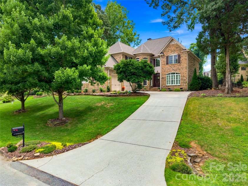 7768 Burning Ridge Drive, Stanley, NC 28164.  MLS# CAR4411753, YatesRealty ID 45272. 