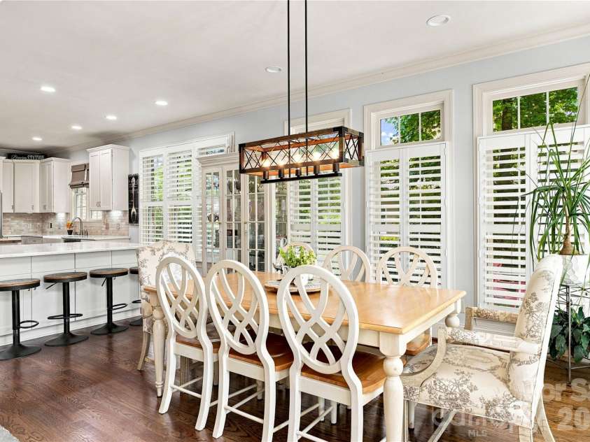 7768 Burning Ridge Drive, Stanley, NC 28164.  MLS# CAR4411753, YatesRealty ID 45272. Large gathering space