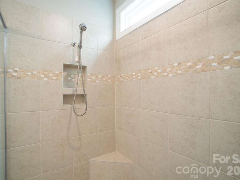 9038 Daring Court, Charlotte, NC 28215.  MLS# CAR4415676, YatesRealty ID 45273. Primary Suite