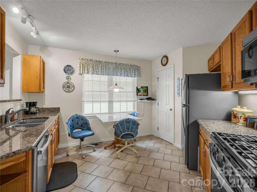 311 Ewarts Hill Road, Hendersonville, NC 28739.  MLS# CAR4414180, YatesRealty ID 45274. Kitchen with window
