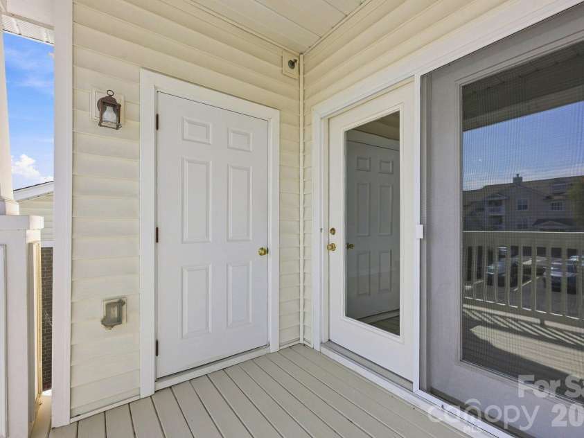 16648 Amberside Road, Cornelius, NC 28031.  MLS# CAR4414323, YatesRealty ID 45276. Extra storage closet