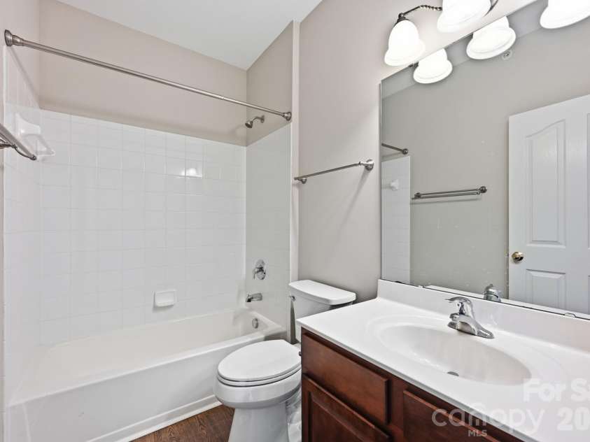16648 Amberside Road, Cornelius, NC 28031.  MLS# CAR4414323, YatesRealty ID 45276. Secondary bath