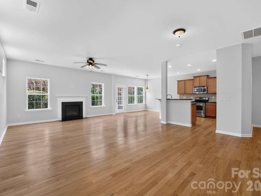 78199 Rillstone Drive, Lancaster, SC 29720.  MLS# CAR4416140, YatesRealty ID 45277. 