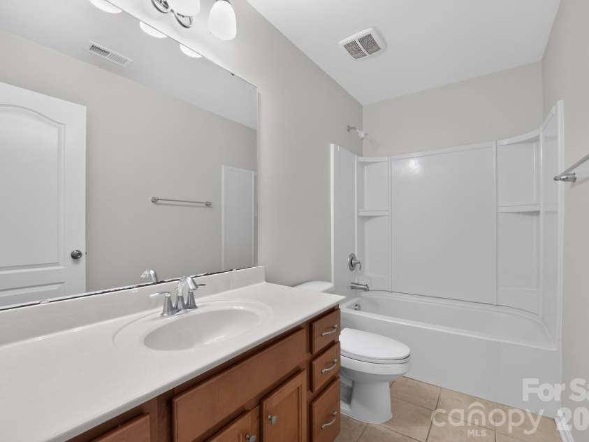 78199 Rillstone Drive, Lancaster, SC 29720.  MLS# CAR4416140, YatesRealty ID 45277. 