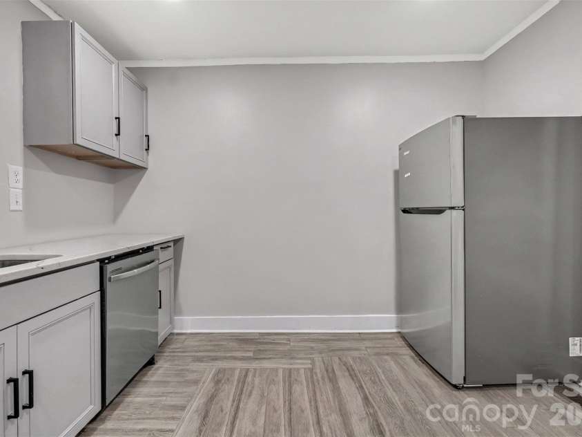 3860 Rock Hill Church Road, Concord, NC 28027.  MLS# CAR4414954, YatesRealty ID 45278. Kitchen