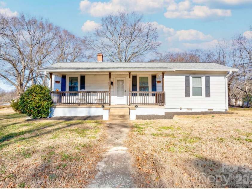 403 Whitener Street, Shelby, NC 28152.  MLS# CAR4341963, YatesRealty ID 4528. 