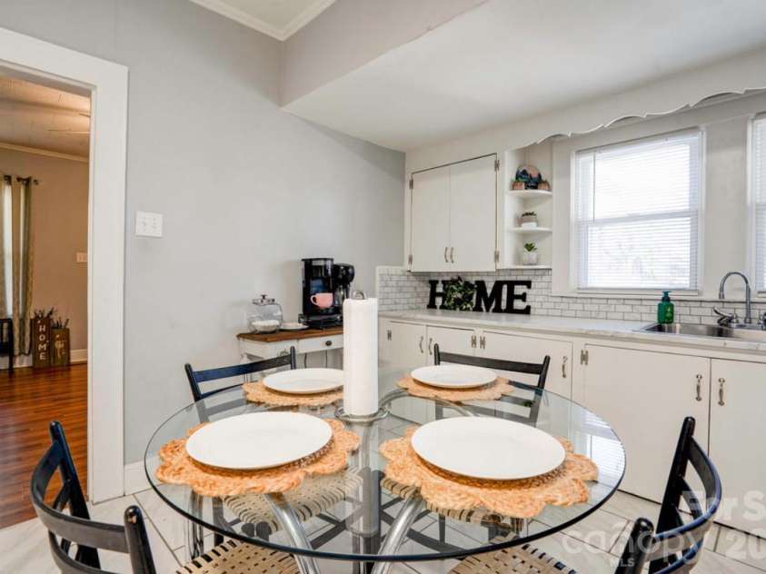 403 Whitener Street, Shelby, NC 28152.  MLS# CAR4341963, YatesRealty ID 4528. 