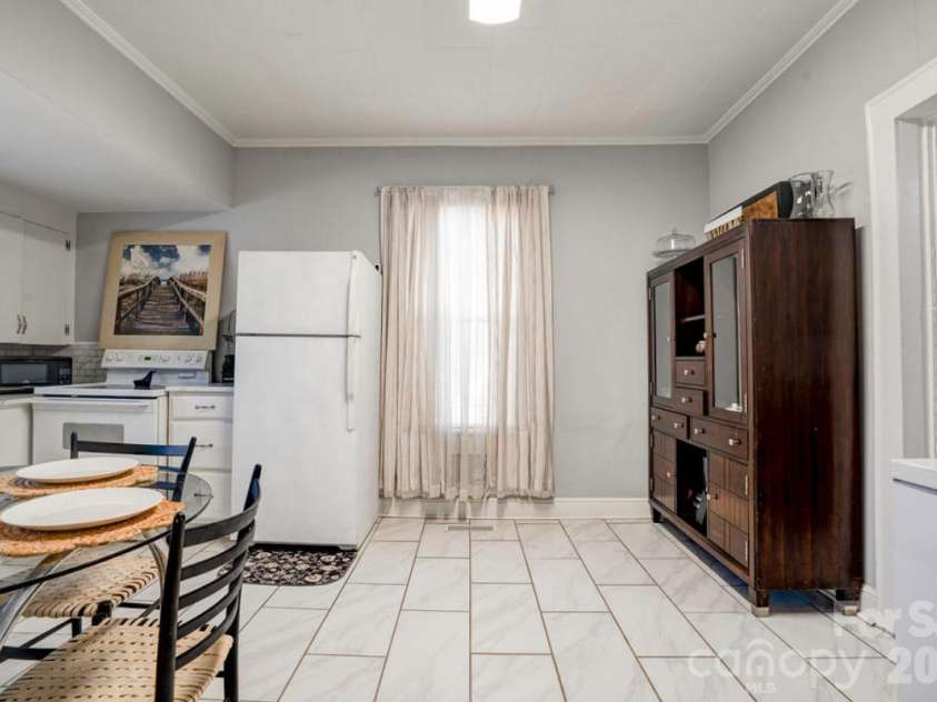 403 Whitener Street, Shelby, NC 28152.  MLS# CAR4341963, YatesRealty ID 4528. 