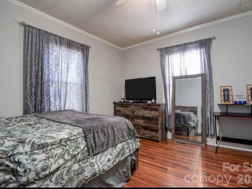 403 Whitener Street, Shelby, NC 28152.  MLS# CAR4341963, YatesRealty ID 4528. 