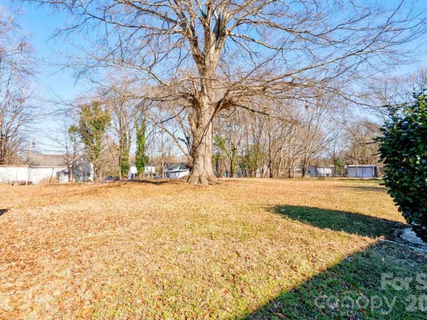 403 Whitener Street, Shelby, NC 28152.  MLS# CAR4341963, YatesRealty ID 4528. 