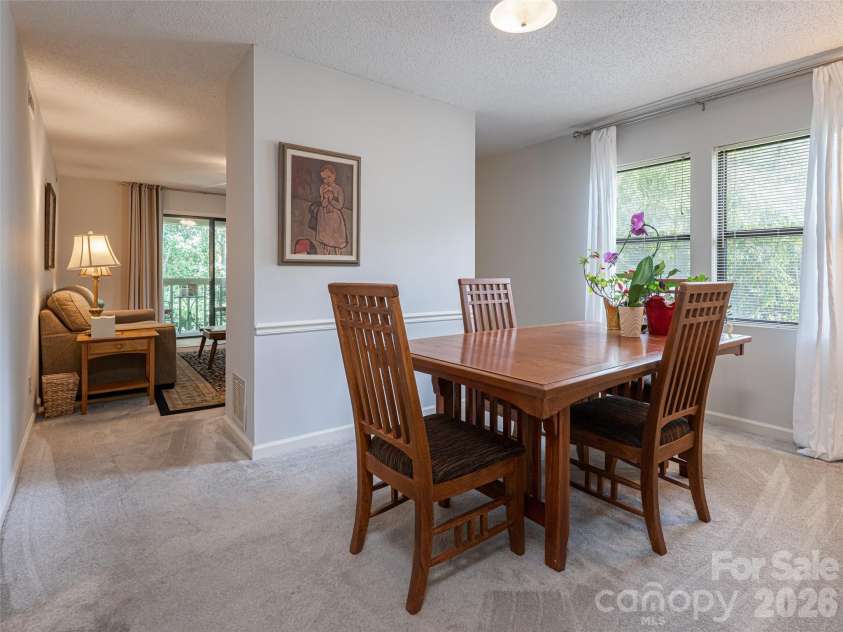 1406 Abbey Circle, Asheville, NC 28805.  MLS# CAR4415355, YatesRealty ID 45281. 