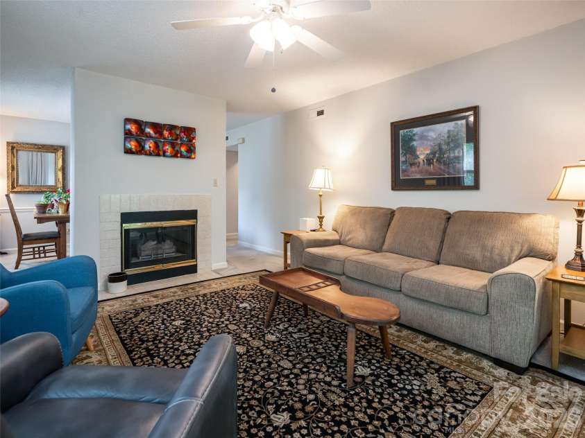 1406 Abbey Circle, Asheville, NC 28805.  MLS# CAR4415355, YatesRealty ID 45281. 
