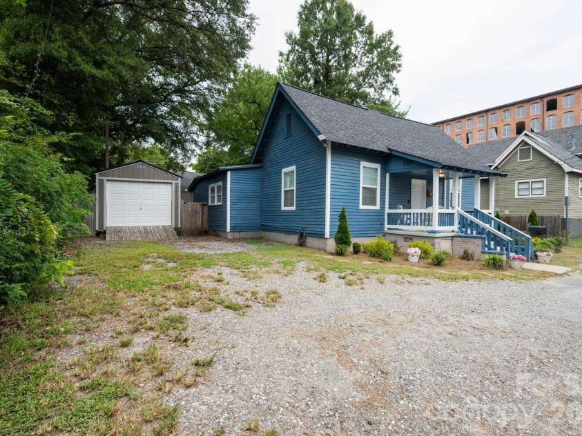 1208 Phillips Court, Gastonia, NC 28052.  MLS# CAR4416544, YatesRealty ID 45285. 
