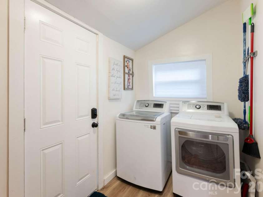 1208 Phillips Court, Gastonia, NC 28052.  MLS# CAR4416544, YatesRealty ID 45285. 