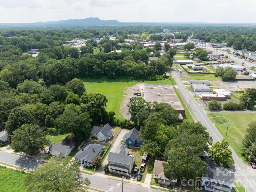 1208 Phillips Court, Gastonia, NC 28052.  MLS# CAR4416544, YatesRealty ID 45285. 
