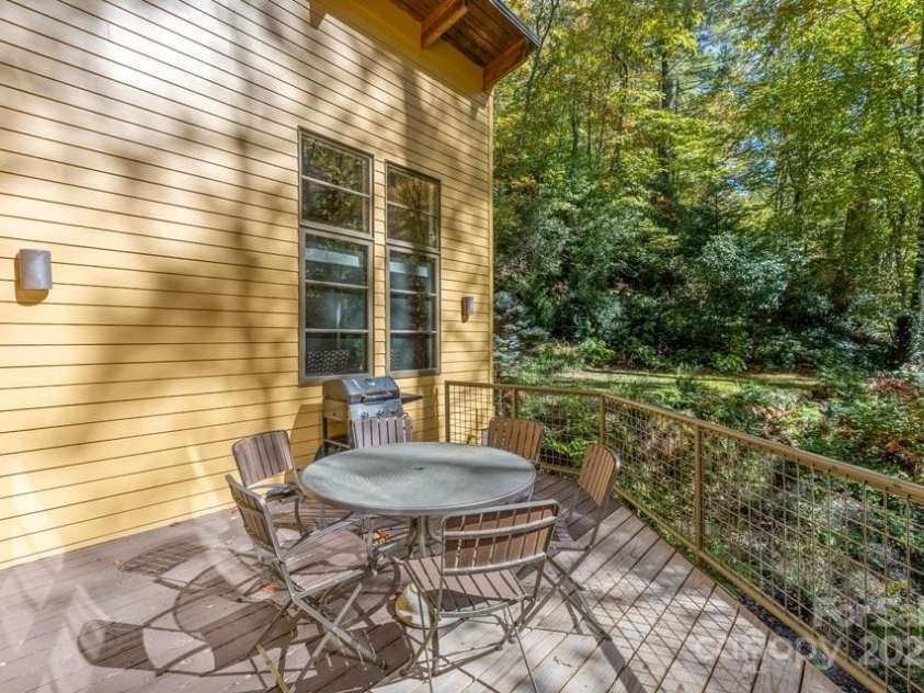 187 Big Buck Road, Highlands, NC 28741.  MLS# CAR4317414, YatesRealty ID 45286. Open Deck