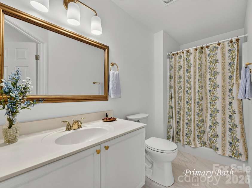 7009 Creft Circle, Indian Trail, NC 28079.  MLS# CAR4415908, YatesRealty ID 45288. Primary Bath