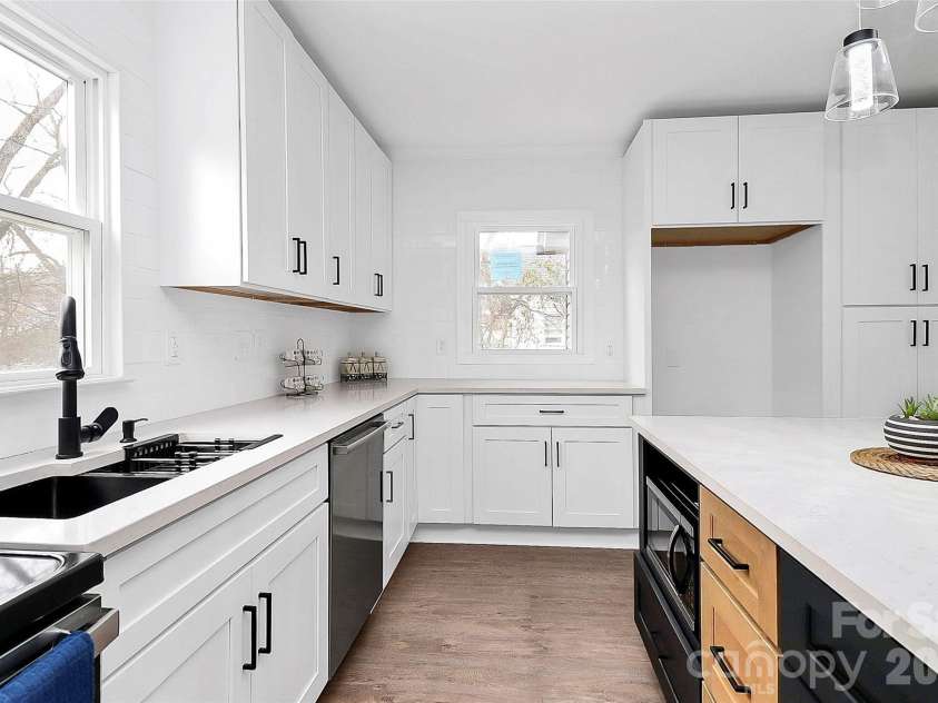 511 Oakwood Avenue, Albemarle, NC 28001.  MLS# CAR4334916, YatesRealty ID 4529. 